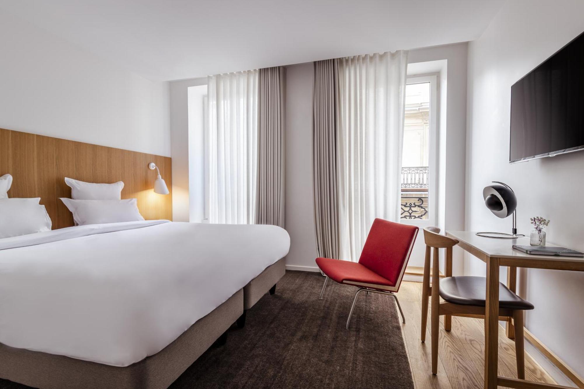 9hotel Republique