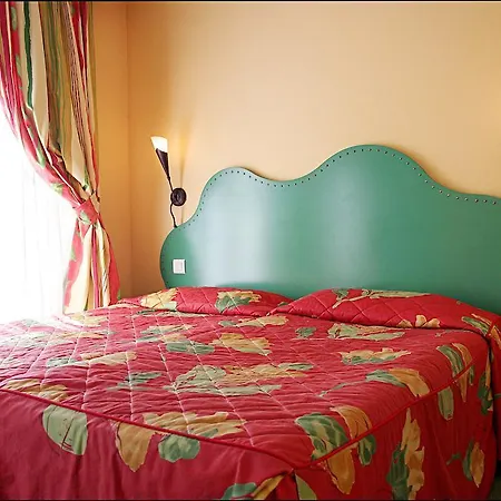Hotel 9hotel Republique