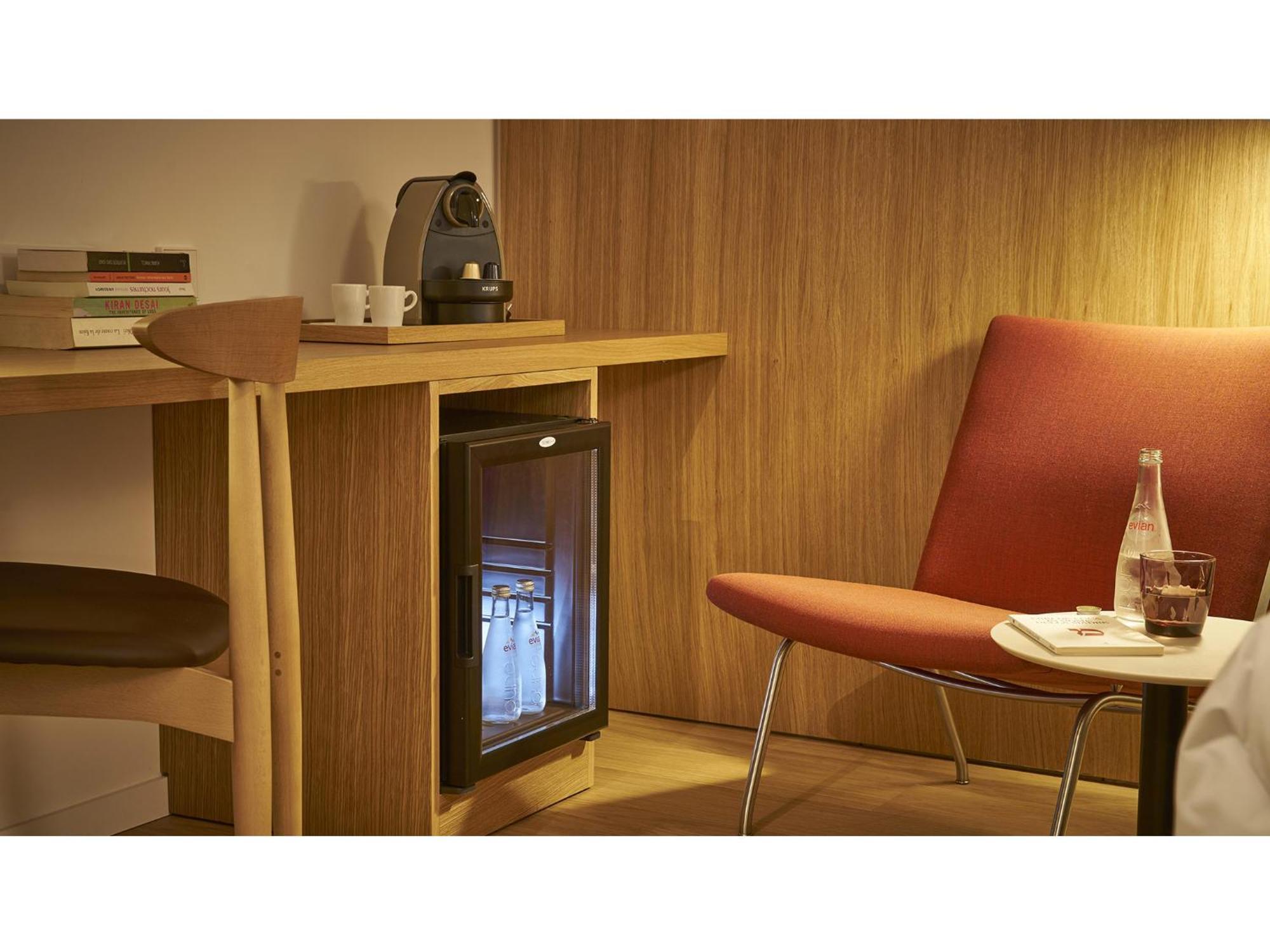 9hotel Republique Hotel Parigi
