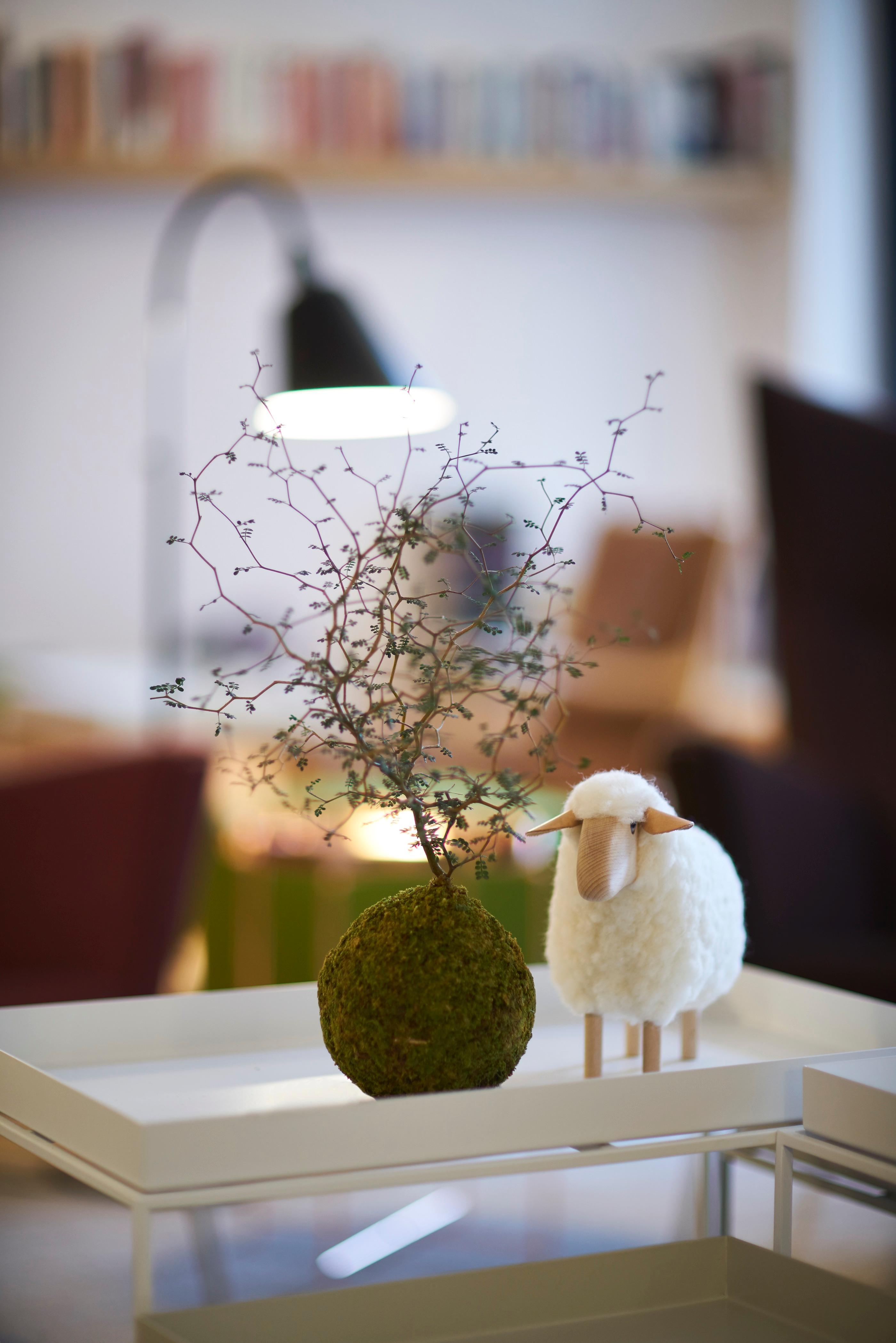 9hotel Republique 4*