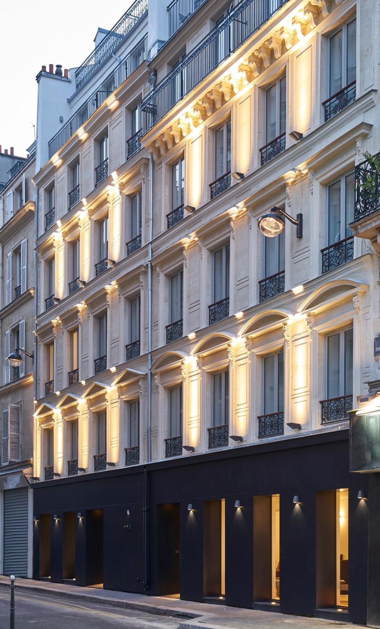9hotel Republique Parigi