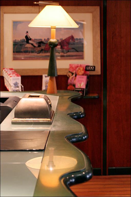 9hotel Republique Parigi