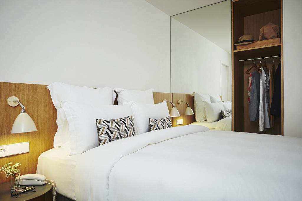 9hotel Republique Hotel 4*