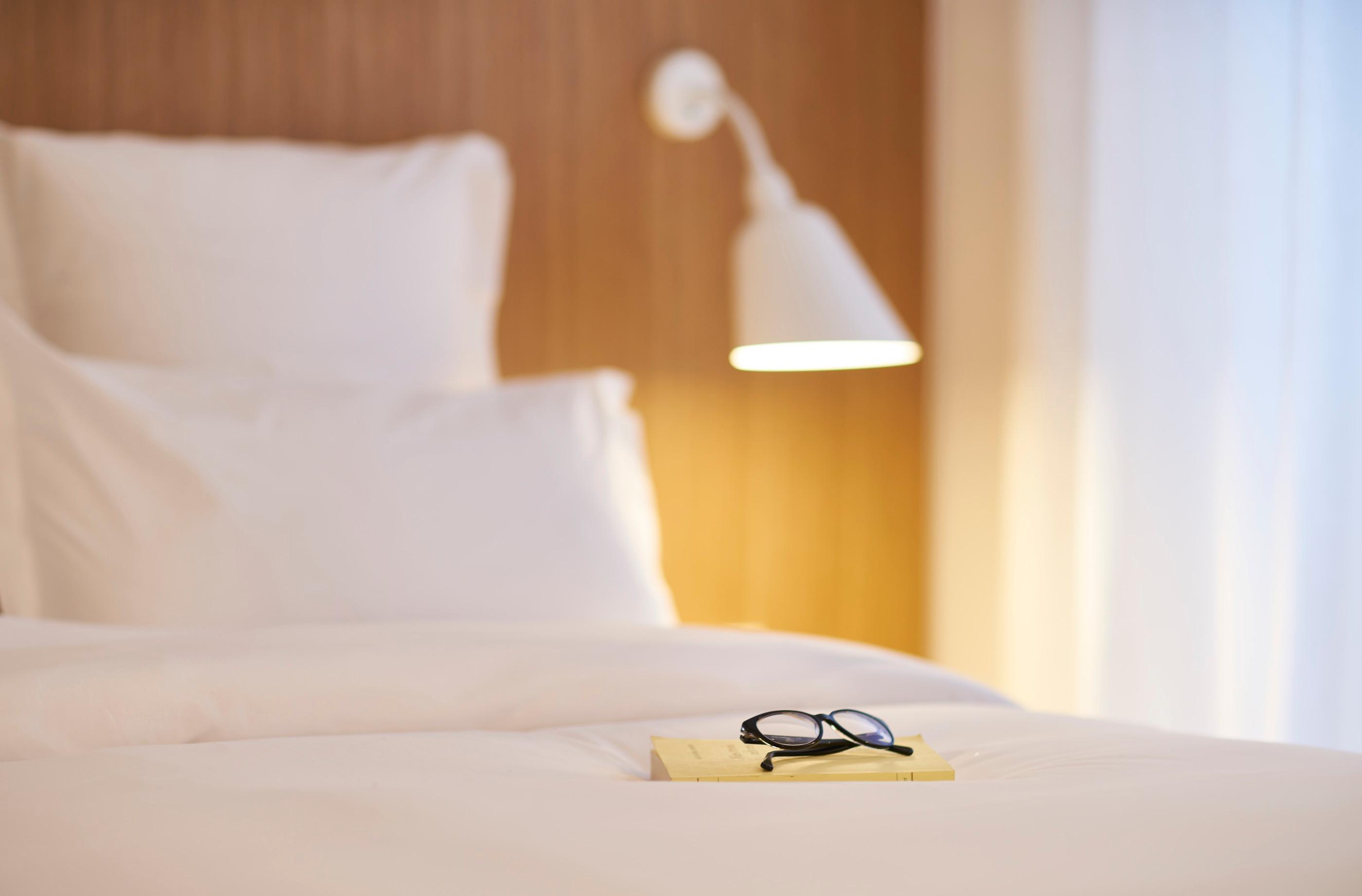 9hotel Republique